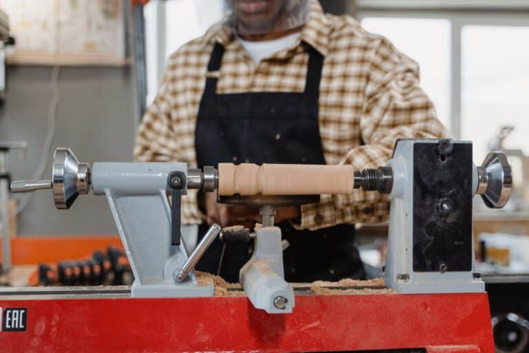 Outillage électroportatif professionnel dans un atelier