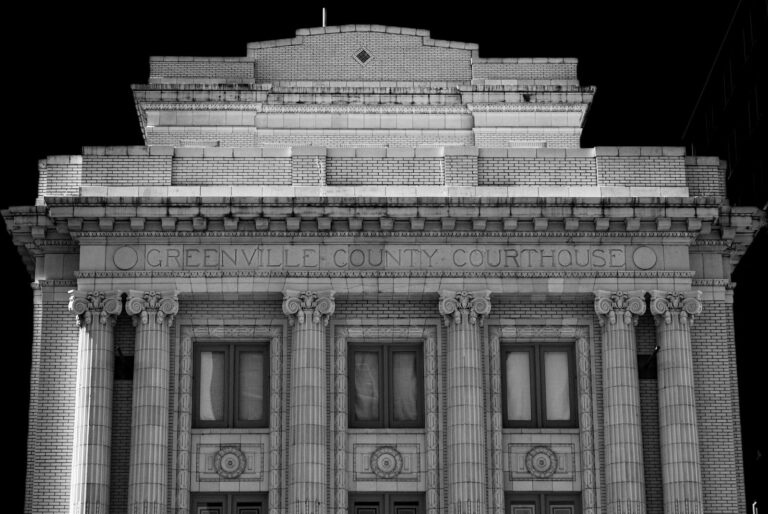 Palais de justice, cadre du droit pénal des affaires